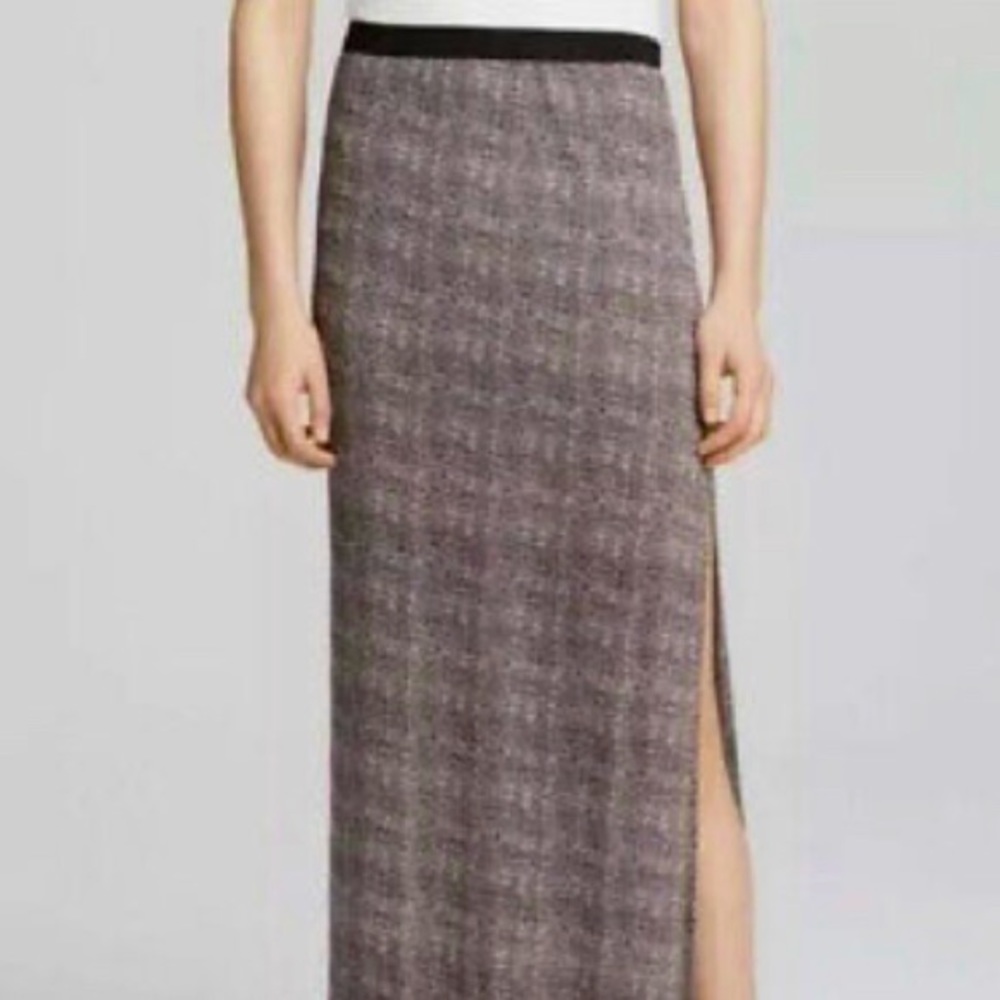 Joie skirt NWT small